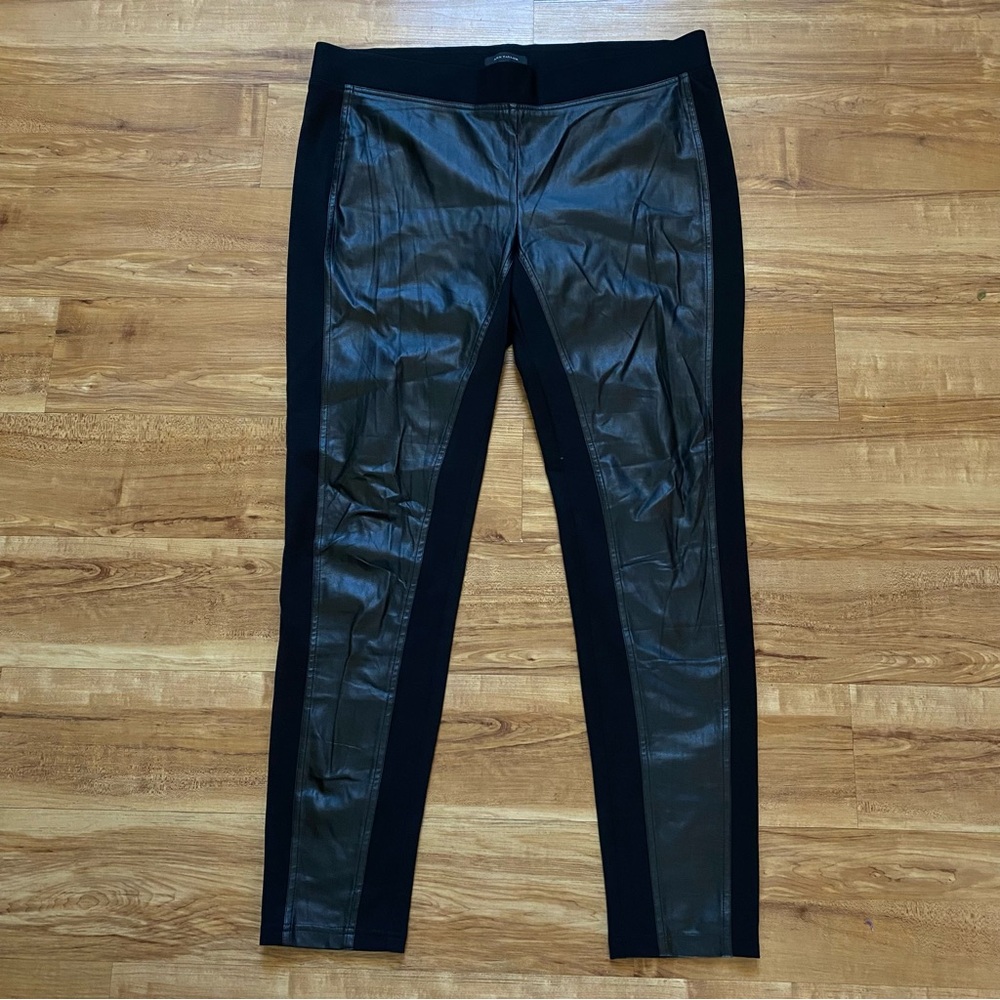 Ann Taylor XLT Black Faux Vegan Leather Panel Pull On Leggings Ponte
Knit Moto